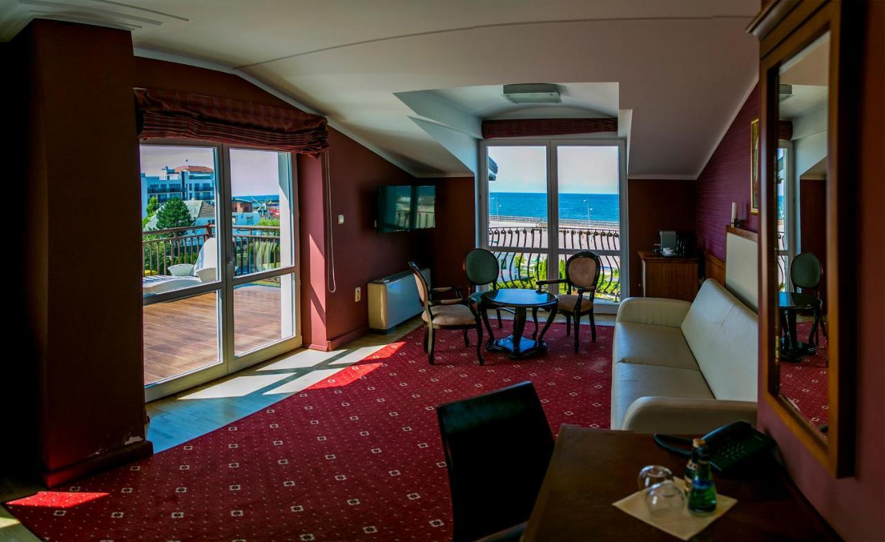 Hotel Apollo Darłówko Eksteriør billede