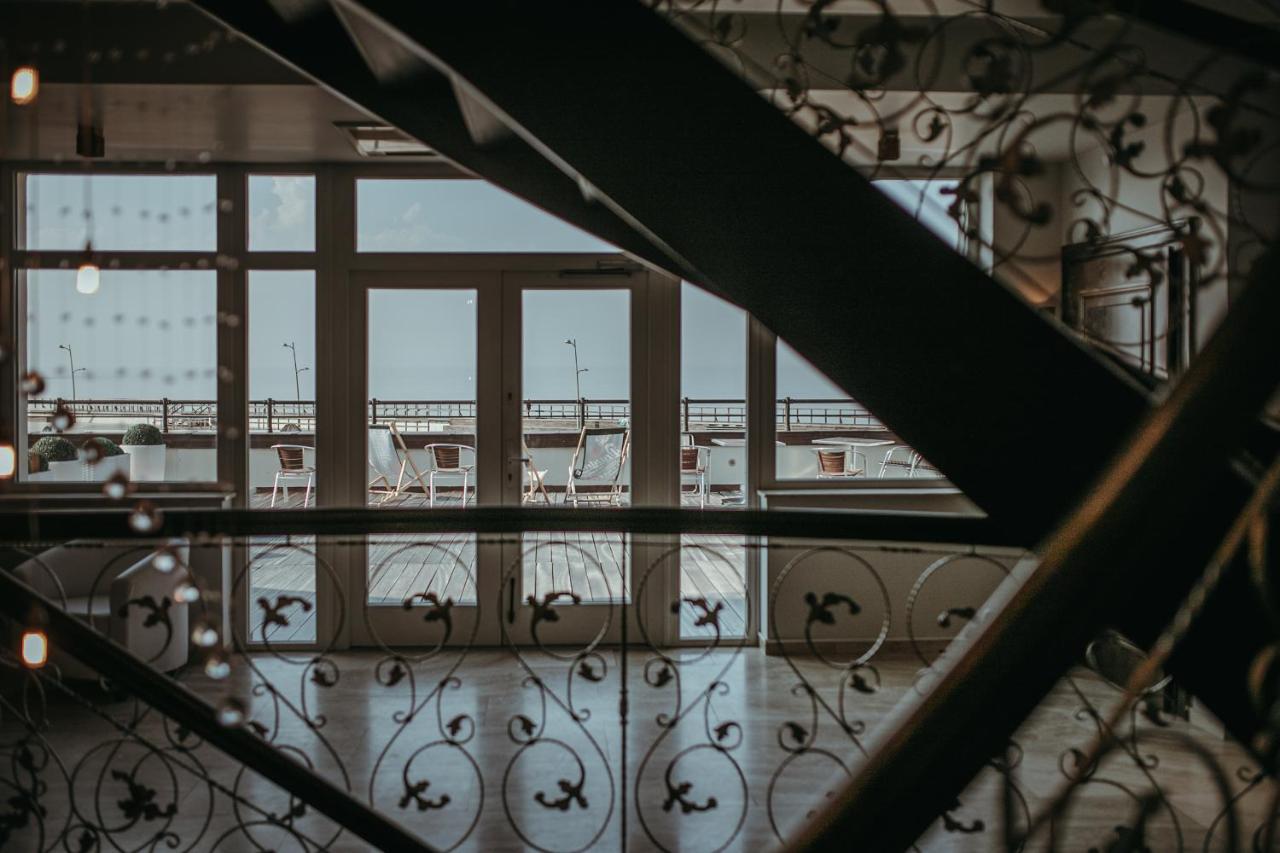 Hotel Apollo Darłówko Eksteriør billede